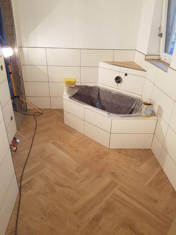 Professionelle Badfliesen